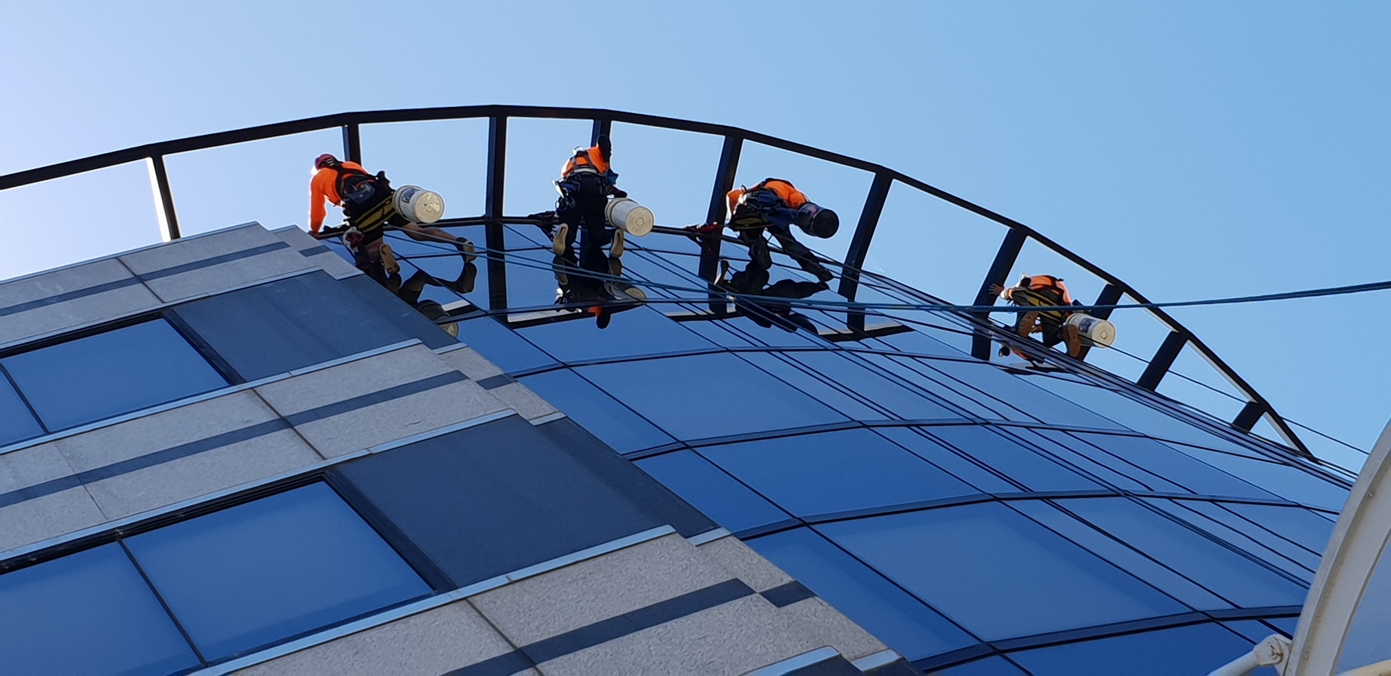 Window Wipers Abseiling Window Cleaning